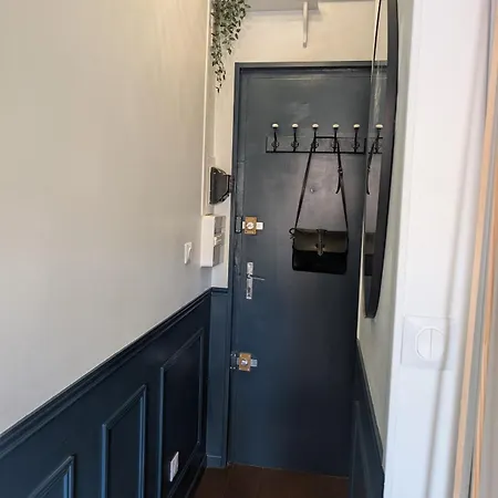 Apartman The Suspended Cocoon Le Havre